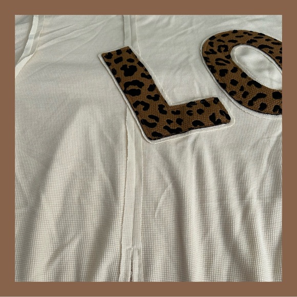 NWT! OVERSIZED WOMENS TOP BY BIBI. SIZE 3X. CREAM W/ LEOPARD PRINT. ROUND NECK. - Picture 8 of 15